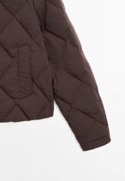 Massimo Dutti SHORT WATER-REPELLENT PUFFER - Down Jacket - Bordeaux -Massimo Dutti Shop 281ef663216f4ce09b33a645a1f96c2c