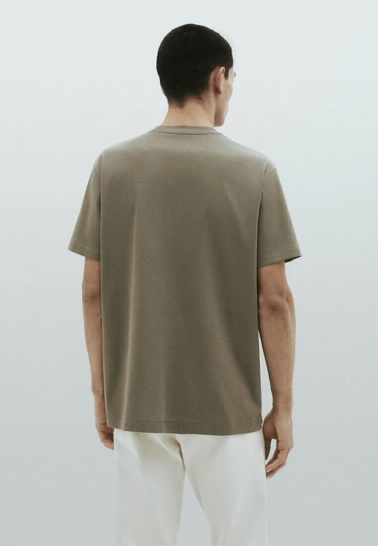 Massimo Dutti Studio -Short Sleeve - Basic T-Shirt - Khaki 5 Massimo Dutti Studio -Short Sleeve - Basic T-Shirt - Khaki - Image 3