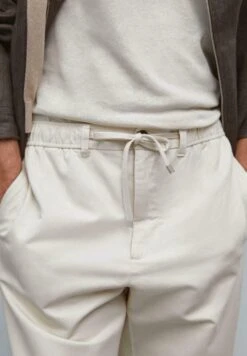 Massimo Dutti JOGGERS - Trousers - Beige -Massimo Dutti Shop 28c4c4ef1eac462aa1843730df4782db