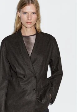 Massimo Dutti DOUBLE-BREASTED - Blazer - Mottled Dark Brown 16 Massimo Dutti DOUBLE-BREASTED - Blazer - Mottled Dark Brown -Massimo Dutti Shop 2a928739a3a34dc6b542232f236fac06