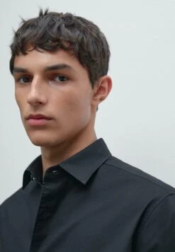 Massimo Dutti STRETCH COMFORT LONG SLEEVE - Shirt - Dark Blue 15 Massimo Dutti STRETCH COMFORT LONG SLEEVE - Shirt - Dark Blue -Massimo Dutti Shop 2c2c81dffa7f4a6dbd683e4b5d63c4ed