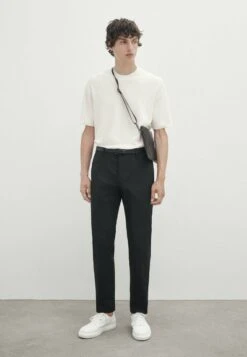 Massimo Dutti Jogger-Fit - Trousers - Black -Massimo Dutti Shop 2cce8e58f2e54dc5991ee7b492991d54