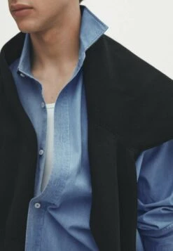 Massimo Dutti Fit Bleach Wash - Shirt - Blue 16 Massimo Dutti Fit Bleach Wash - Shirt - Blue -Massimo Dutti Shop 2d85c5baf2f94f428b562c7e58261617