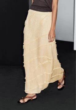 Massimo Dutti MIDI WITH PATCHWORK DETAIL - Maxi Skirt - Yellow -Massimo Dutti Shop 2dab498ccab24ceca989d6f70ace8346