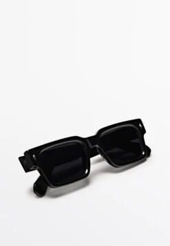 Massimo Dutti RECTANGULAR - Sunglasses - Black -Massimo Dutti Shop 2db58fb089a844f3b8cfc701e045c11b