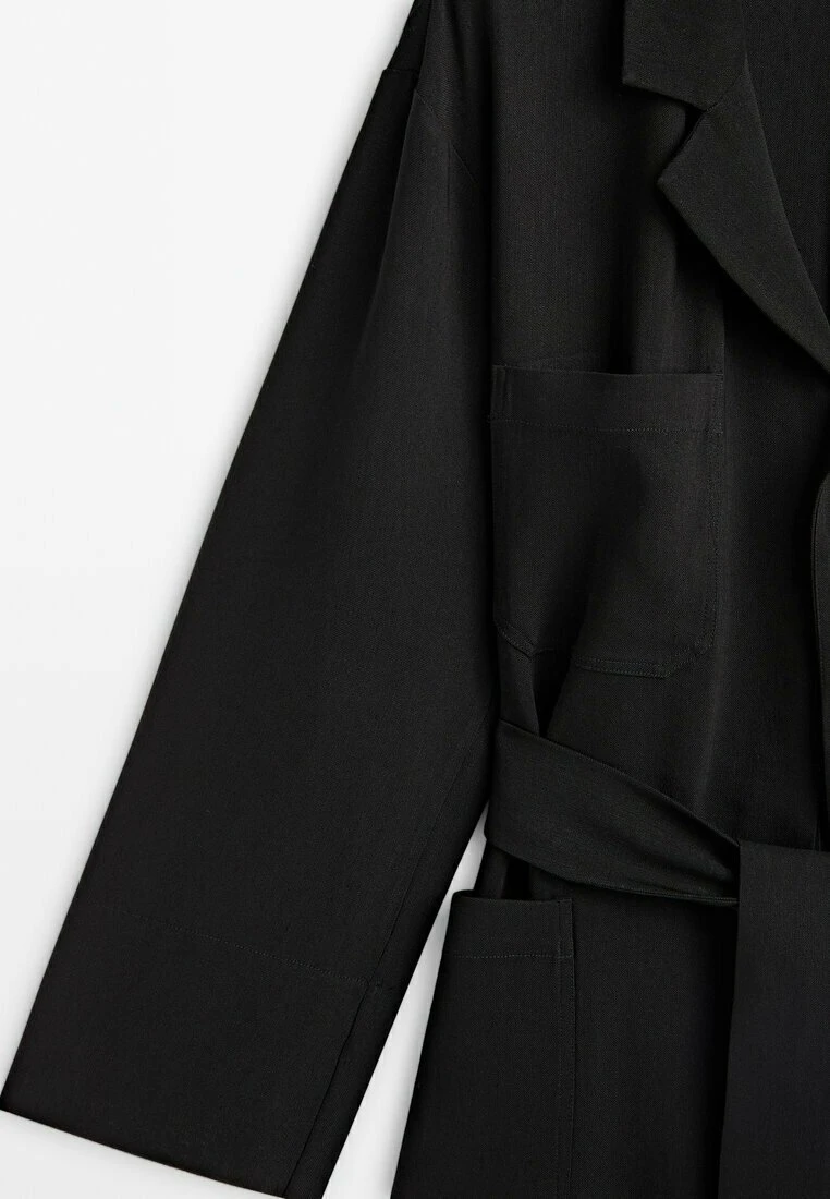 Massimo Dutti Flowing With And Tie Detail - Short Coat - Black 6 Massimo Dutti Flowing With And Tie Detail - Short Coat - Black - Image 4