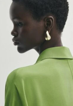 Massimo Dutti Flowing - Button-Down Blouse - Green -Massimo Dutti Shop 2fdc80d047044855b472e3c535f502df