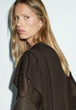 Massimo Dutti LONG SLEEVED WITH SCARF DETAIL - Jumper - Dark Brown -Massimo Dutti Shop 2fead0a2dc7442f1816c1345bca8b0f6