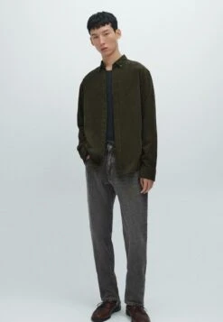 Massimo Dutti REGULAR FIT NEEDLECORD - Shirt - Mottled Dark Green -Massimo Dutti Shop 300f8c91db58453eaff98752ee33bf4c