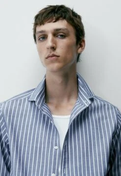 Massimo Dutti Seersucker Textured Striped - Shirt - Blue -Massimo Dutti Shop 308a37d9ae39477189f49a0f3838c00d