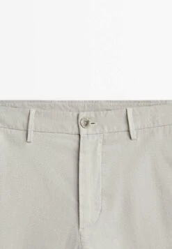 Massimo Dutti Stretch Bermuda- Shorts - Beige 17 Massimo Dutti Stretch Bermuda- Shorts - Beige -Massimo Dutti Shop 311d27e1f2c44a9f948bfc2f1de28f63