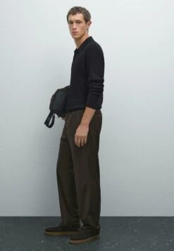 Massimo Dutti TEXTURED POLO COLLAR WITH LONG SLEEVE - Jumper - Dark Blue -Massimo Dutti Shop 3145e0dc8eea4b9190b9da3a84a2185d