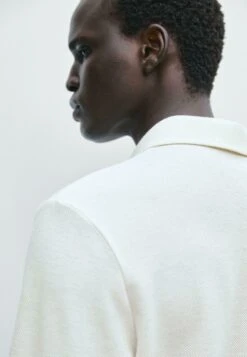 Massimo Dutti TEXTURED LONG SLEEVE - Polo Shirt - WHITE -Massimo Dutti Shop 316797f6be4a47e59734db11383796bf