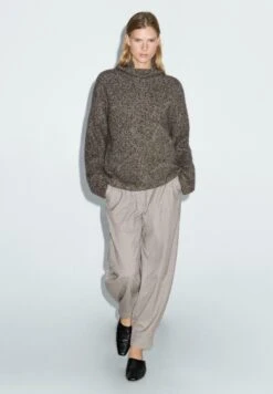 Massimo Dutti SAROUEL WITH BUCKLE DETAIL - Trousers - Light Brown 13 Massimo Dutti SAROUEL WITH BUCKLE DETAIL - Trousers - Light Brown -Massimo Dutti Shop 316e2117e4684e1b8ec3dfaed8697a67