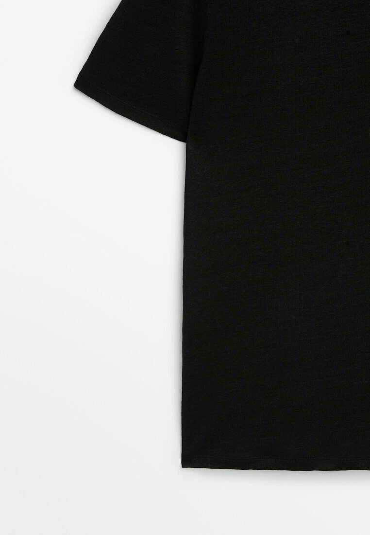 Massimo Dutti Short Sleeve- Basic T-Shirt - Black 11 Massimo Dutti Short Sleeve- Basic T-Shirt - Black - Image 9