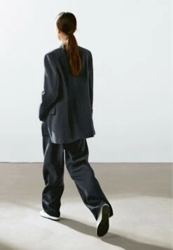 Massimo Dutti PINSTRIPE - Trousers - Dark Blue -Massimo Dutti Shop 3229c3ff9e224fbf9a9ecd480be89eaa