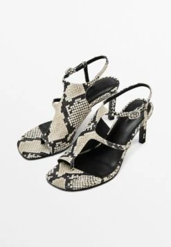 Massimo Dutti T-bar Sandals - Beige 8 Massimo Dutti T-bar Sandals - Beige -Massimo Dutti Shop 32931e74c7854a4b996378b0f45d8b34