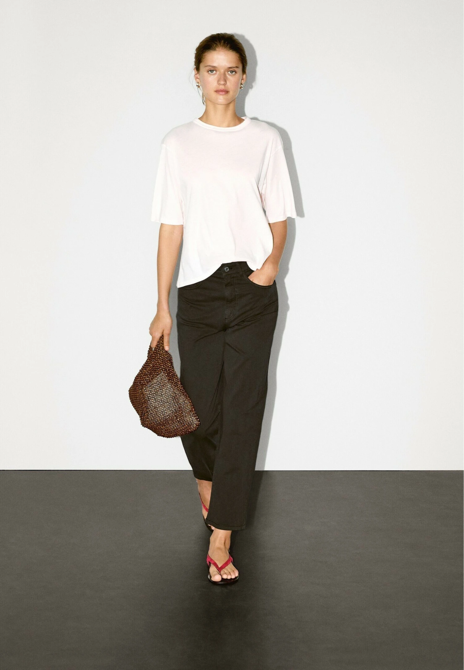 Massimo Dutti STRAIGHT-LEG CROPPED - Trousers - Brown 7 Massimo Dutti STRAIGHT-LEG CROPPED - Trousers - Brown - Image 5