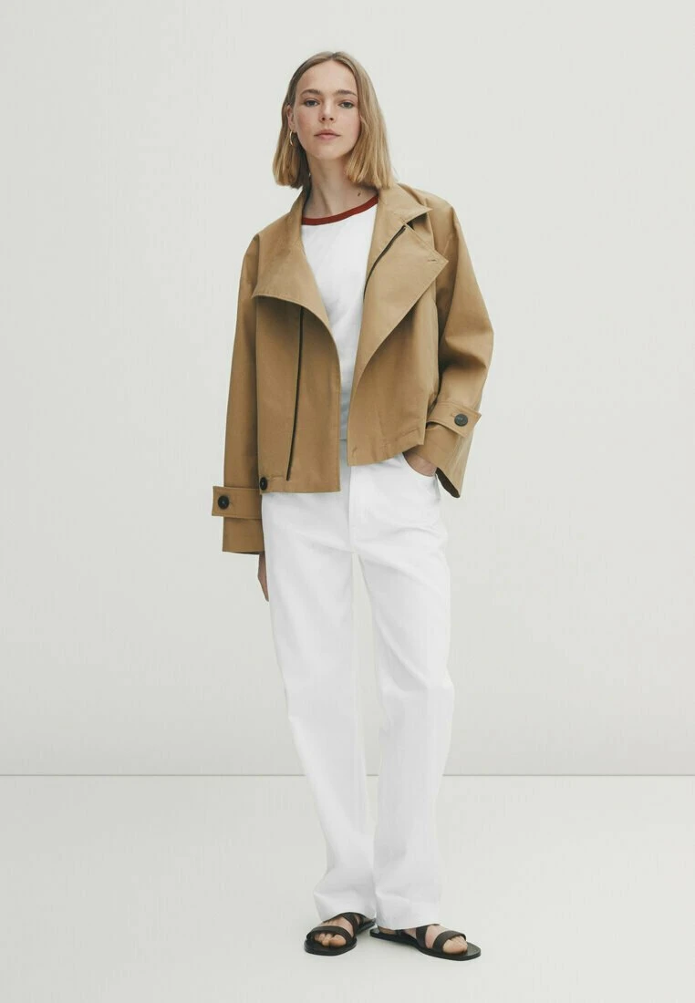 Massimo Dutti Cropped With Contrast Detail - Summer Jacket 3 Massimo Dutti Cropped With Contrast Detail - Summer Jacket