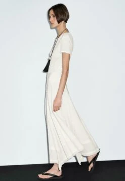 Massimo Dutti MIDI WITH SEAM DETAILS - A-line Skirt - Beige -Massimo Dutti Shop 3477de1eb0b84ab4bc9fa7fb4040c732