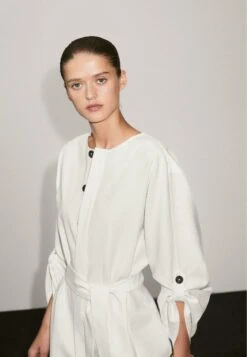 Massimo Dutti CONTRAST BUTTONS WITH BELT - Shirt Dress - WHITE 17 Massimo Dutti CONTRAST BUTTONS WITH BELT - Shirt Dress - WHITE -Massimo Dutti Shop 347e274c5a024e2c82d6d754033d7e3a