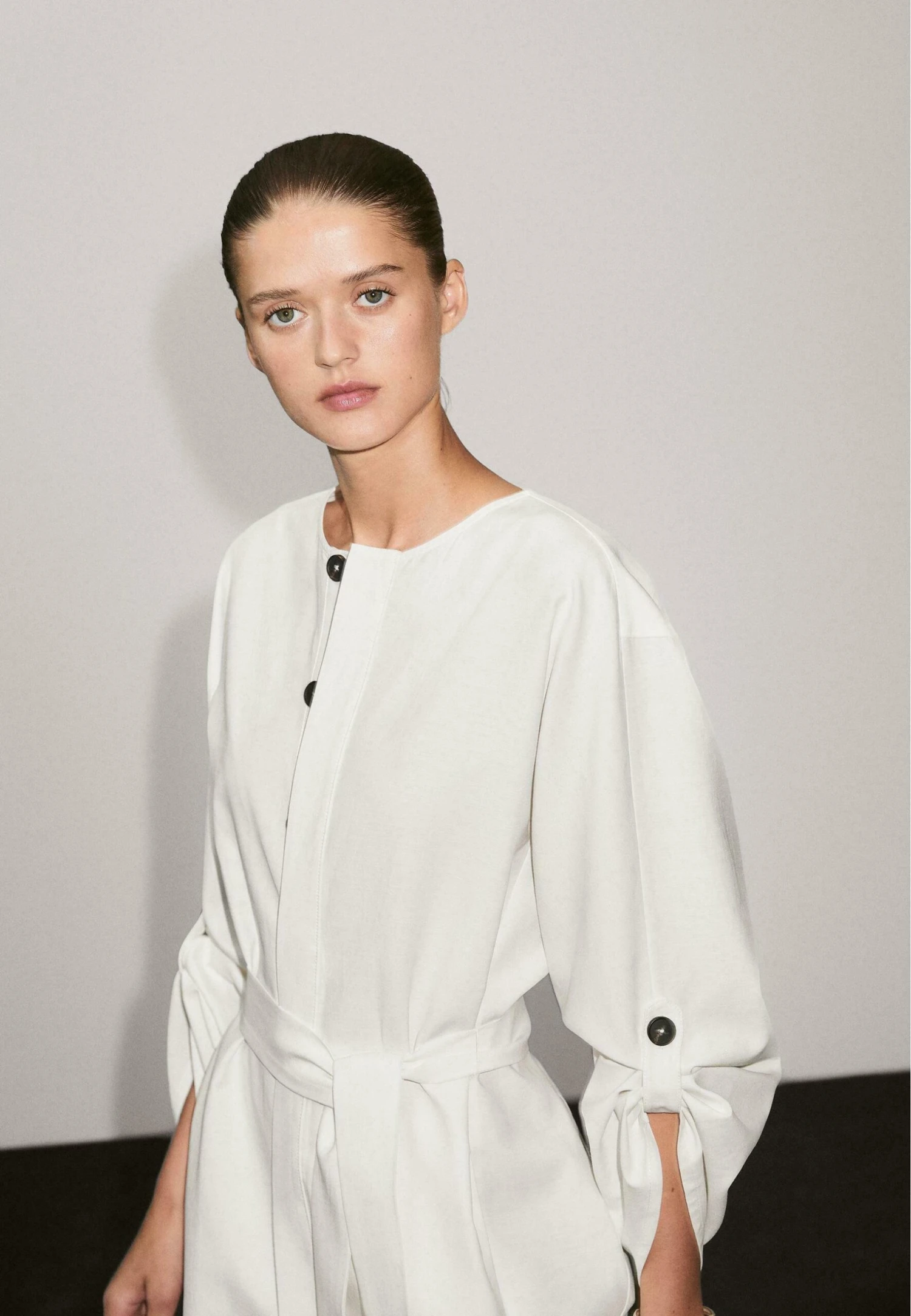 Massimo Dutti CONTRAST BUTTONS WITH BELT - Shirt Dress - WHITE 7 Massimo Dutti CONTRAST BUTTONS WITH BELT - Shirt Dress - WHITE - Image 5
