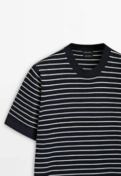 Massimo Dutti Striped Milano - Print T-Shirt - Dark Blue Denim 19 Massimo Dutti Striped Milano - Print T-Shirt - Dark Blue Denim -Massimo Dutti Shop 34842bf4abb242569ed84fd43d9cf7b2