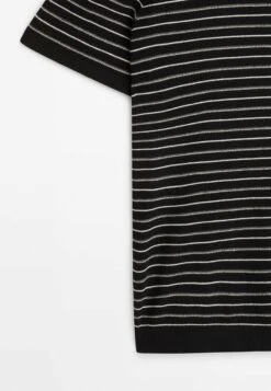 Massimo Dutti Short Sleeve With Irregular Stripes - Print T-Shirt - Dark Blue -Massimo Dutti Shop 355eaef55a6147f283108b1f74700f76