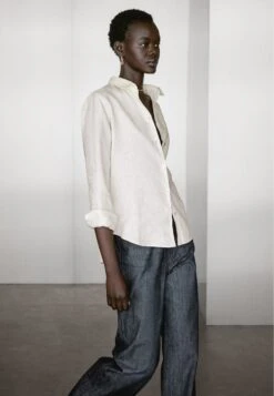 Massimo Dutti LIGHTWEIGHT FLOWING - Button-down Blouse - Beige -Massimo Dutti Shop 35b5ad279a544efbb8d896c184fc778f