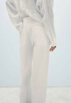 Massimo Dutti STRAIGHT-LEG CROPPED - Trousers - White -Massimo Dutti Shop 35c43344ce8640888ff9c8078f88cd9f