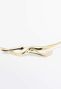 Massimo Dutti Brooch - Gold-coloured -Massimo Dutti Shop 36d5198461914a5e8e8f6db5ae24f11b