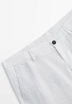 Massimo Dutti Bermuda- Shorts - White -Massimo Dutti Shop 37c7ea27d92d494cb21e1500aedb42d4