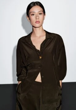 Massimo Dutti FLOWING LIGHTWEIGHT - Button-down Blouse - Dark Brown -Massimo Dutti Shop 37dcf0c292b8498a8ec63fce500e785a