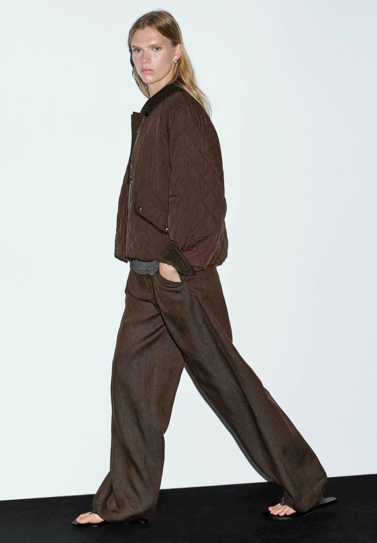 Massimo Dutti SHORT LIGHTWEIGHT WITH CORDUROY DETAIL - Light Jacket - Bordeaux 7 Massimo Dutti SHORT LIGHTWEIGHT WITH CORDUROY DETAIL - Light Jacket - Bordeaux - Image 5