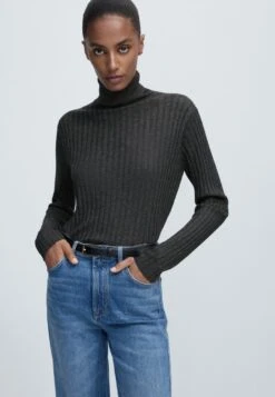 Massimo Dutti Jumper - Jumper
