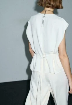 Massimo Dutti CREPE COWL NECK - Top - White 16 Massimo Dutti CREPE COWL NECK - Top - White -Massimo Dutti Shop 3acbb77ca55949c99be1c7d17c9db590