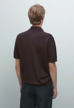 Massimo Dutti LIGHTWEIGHT V-NECK - Polo Shirt - Bordeaux -Massimo Dutti Shop 3d18c9799e614c7186b99a4871c22fee