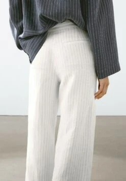 Massimo Dutti STRIPED WITH BUCKLE DETAIL - Trousers - White -Massimo Dutti Shop 3db8d9921d1f4ce6a1f516509e2194dd