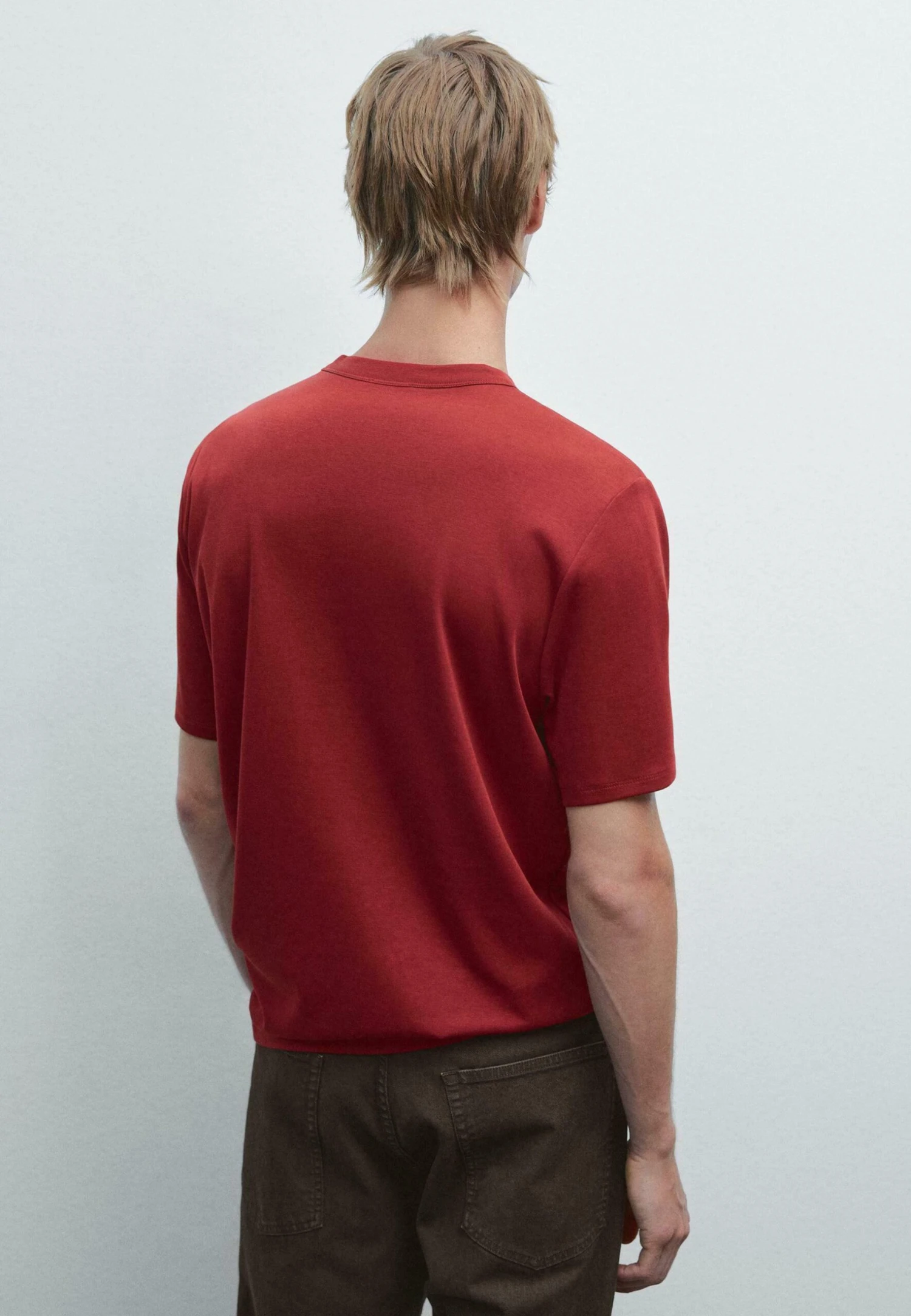 Massimo Dutti SHORT SLEEVE WITH CREW NECK - Basic T-shirt - Red 5 Massimo Dutti SHORT SLEEVE WITH CREW NECK - Basic T-shirt - Red - Image 3