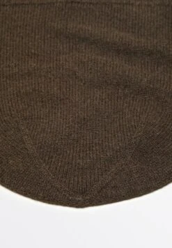 Massimo Dutti FINE - Beanie - Mottled Dark Green -Massimo Dutti Shop 3e89f772eeda4250b3c17cee4e8cfa78