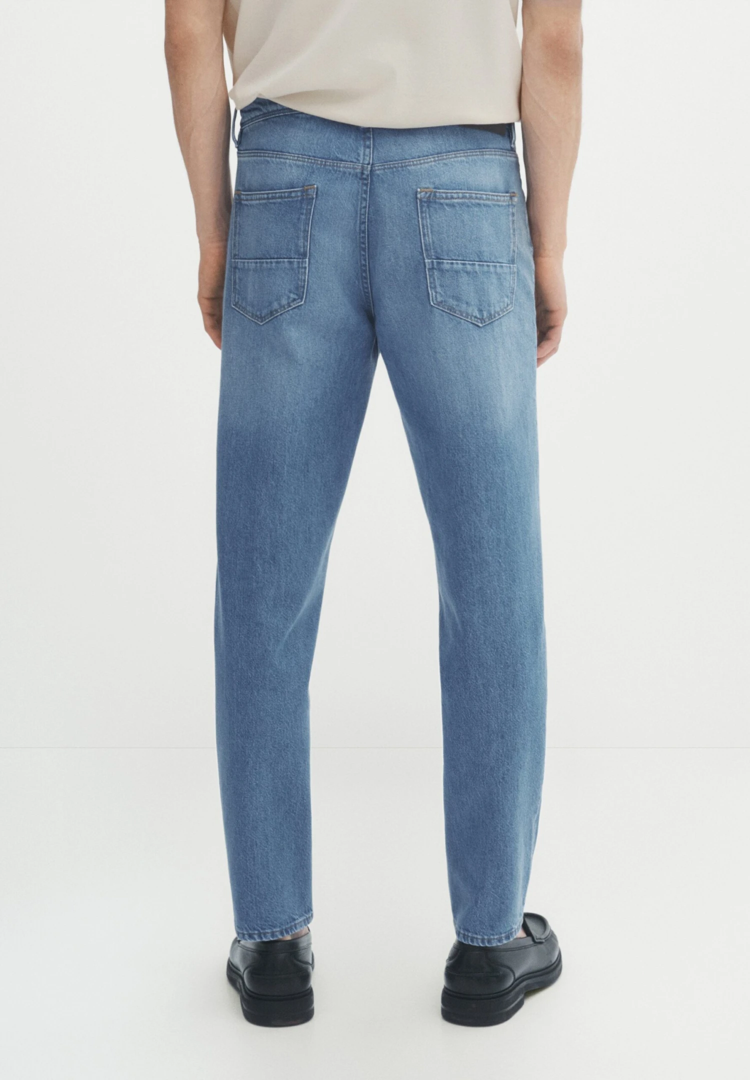 Massimo Dutti Tapered Fit Mid Bleach- Slim Fit Jeans - Blue 5 Massimo Dutti Tapered Fit Mid Bleach- Slim Fit Jeans - Blue - Image 3