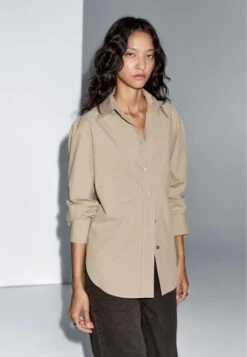 Massimo Dutti LONG BUTTONED - Button-down Blouse - Light Green 19 Massimo Dutti LONG BUTTONED - Button-down Blouse - Light Green -Massimo Dutti Shop 3ef4d66028fc42e69572ab3bc09c03b5