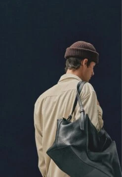 Massimo Dutti DUFFLE - Weekend Bag - Black