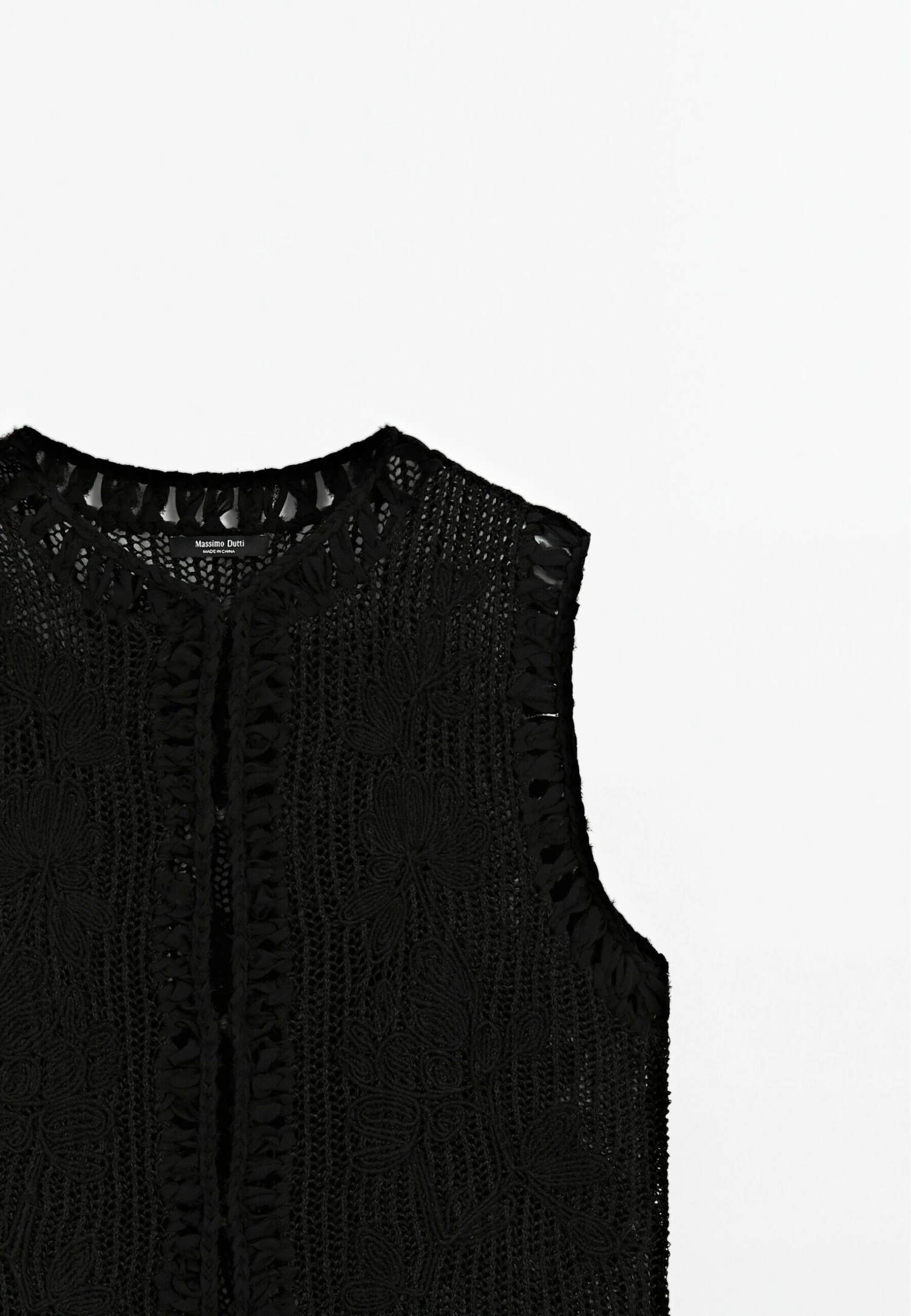 Massimo Dutti CREW NECK WITH EMBROIDERED DETAIL - Waistcoat - Black 10 Massimo Dutti CREW NECK WITH EMBROIDERED DETAIL - Waistcoat - Black - Image 8