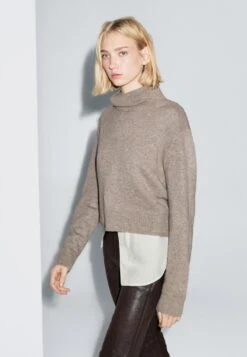 Massimo Dutti SHORT KNIT SWEATER - Jumper - Light Brown 16 Massimo Dutti SHORT KNIT SWEATER - Jumper - Light Brown -Massimo Dutti Shop 41f2456f2f5d40a9ba8fa6dfee935d90