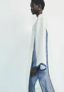 Massimo Dutti Contrast Waffle Blend Oversize- Blouse - White -Massimo Dutti Shop 43205393cf13472d9de703aa195ca886