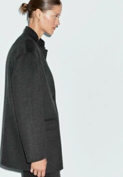 Massimo Dutti HIGH NECK - Short Coat - Dark Grey -Massimo Dutti Shop 437619e9d32c487196df732f2491c4d3