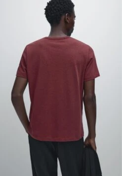 Massimo Dutti LIGHTWEIGHT SHORT SLEEVE MELANGE - Basic T-shirt - Red -Massimo Dutti Shop 43bbc320bd504bed901b19159bb31fd8