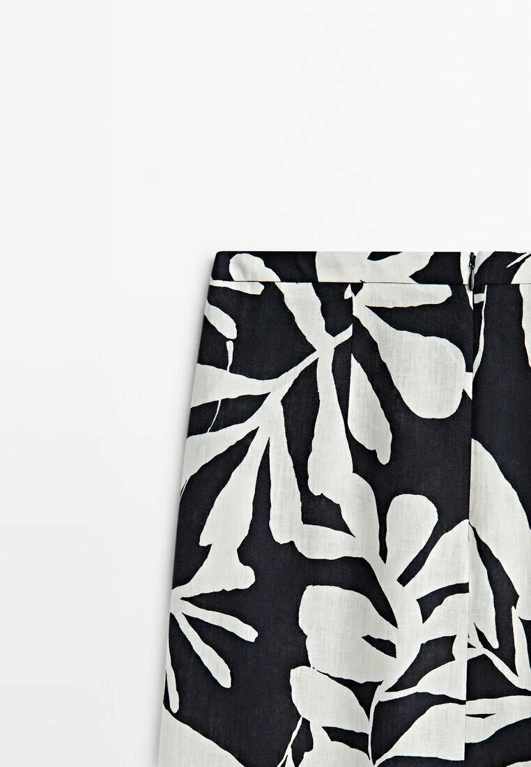 Massimo Dutti Floral Print- Wrap Skirt - Black 10 Massimo Dutti Floral Print- Wrap Skirt - Black - Image 8