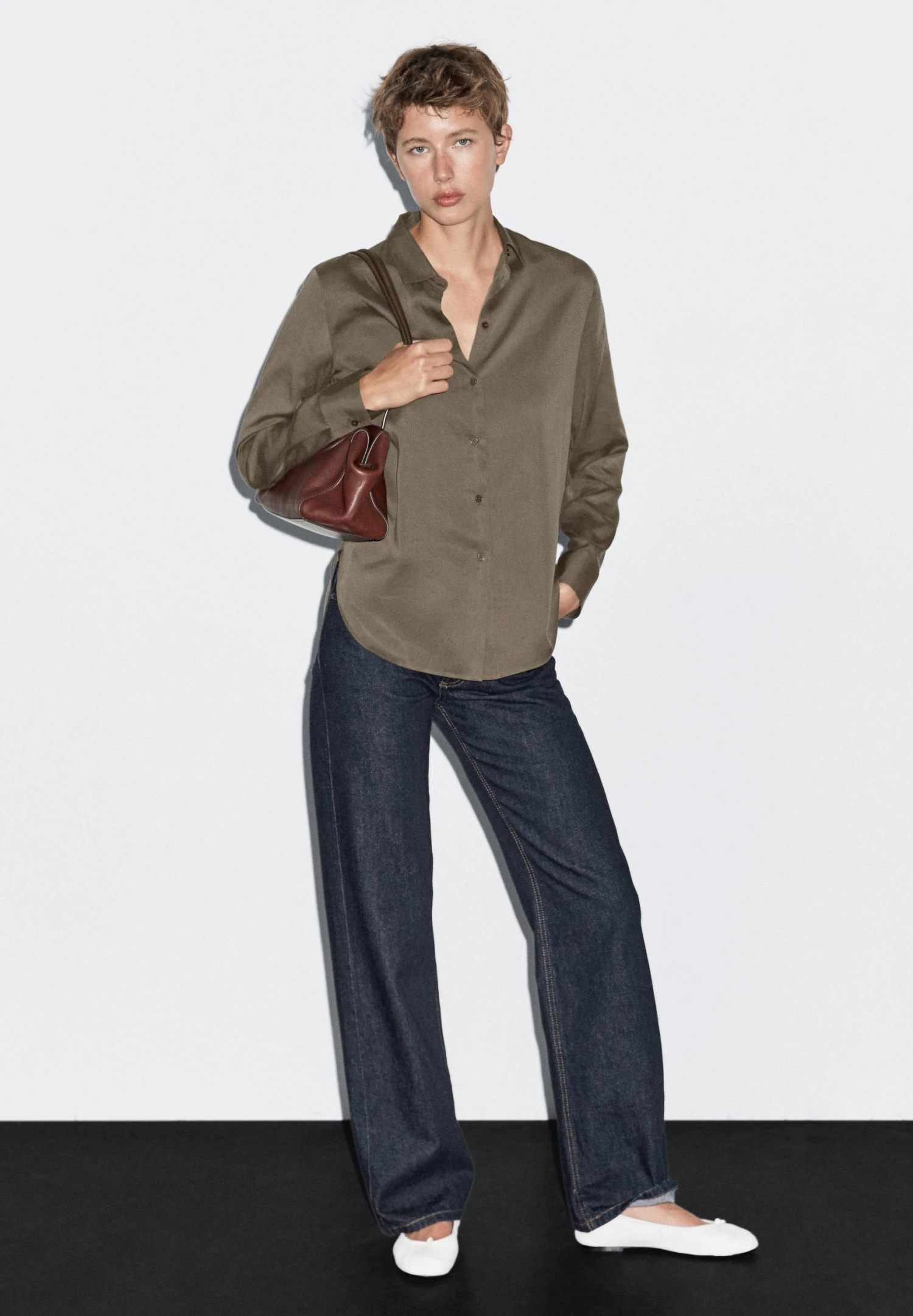 Massimo Dutti FLOWING LONG SLEEVE - Button-down Blouse - Khaki 4 Massimo Dutti FLOWING LONG SLEEVE - Button-down Blouse - Khaki - Image 2